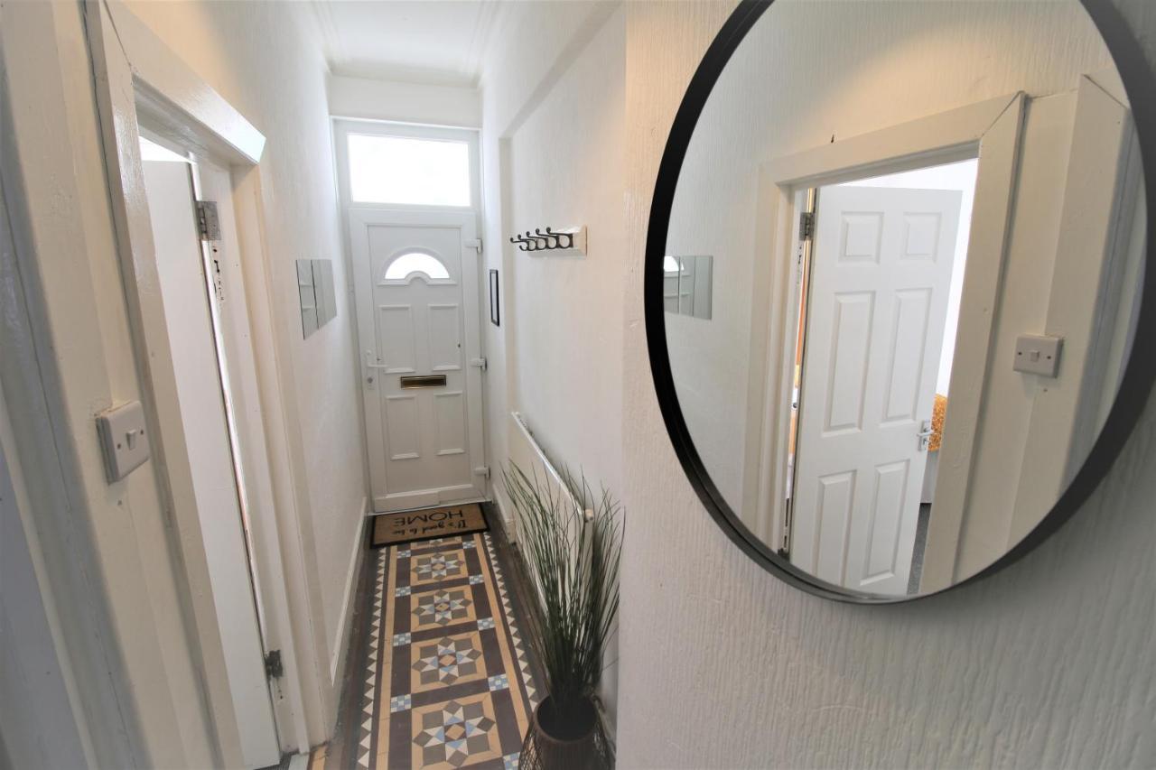 Three Bedroom Townhouse - Free Local Parking - By Property Promise Cardiff Ngoại thất bức ảnh